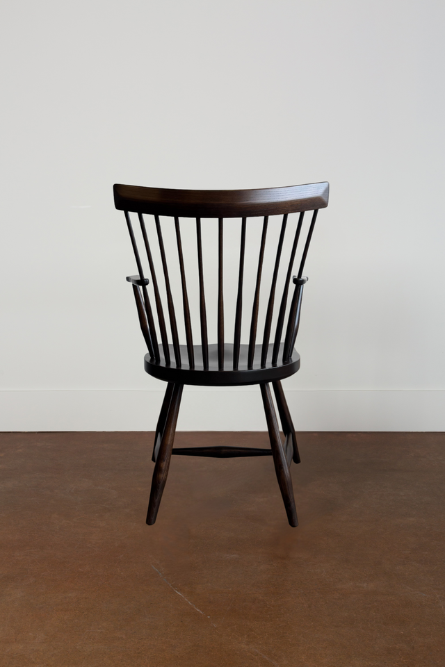 Contemporary Mid Back Arm Chair