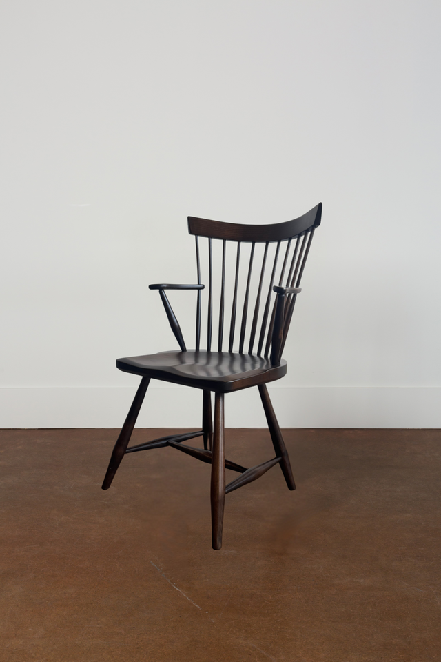 Contemporary Mid Back Arm Chair